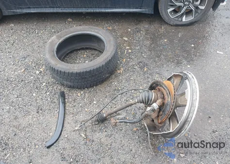 2014 Jeep Grand Cherokee Overland z USA, uszkodzony, nr VIN 1C4RJFCTXEC182339